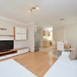 Apartment Kalelarga