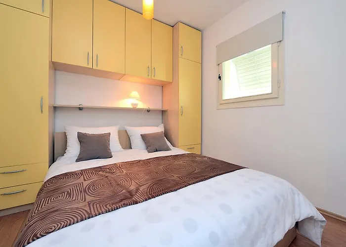 Apartment Kalelarga